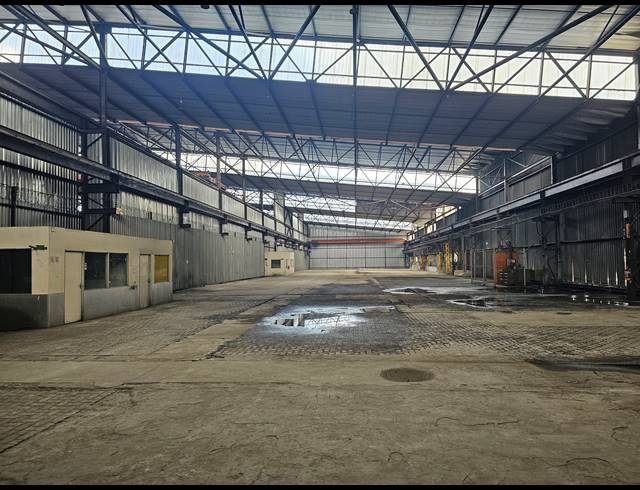 3,300M² WAREHOUSE TO LET IN ALRODE